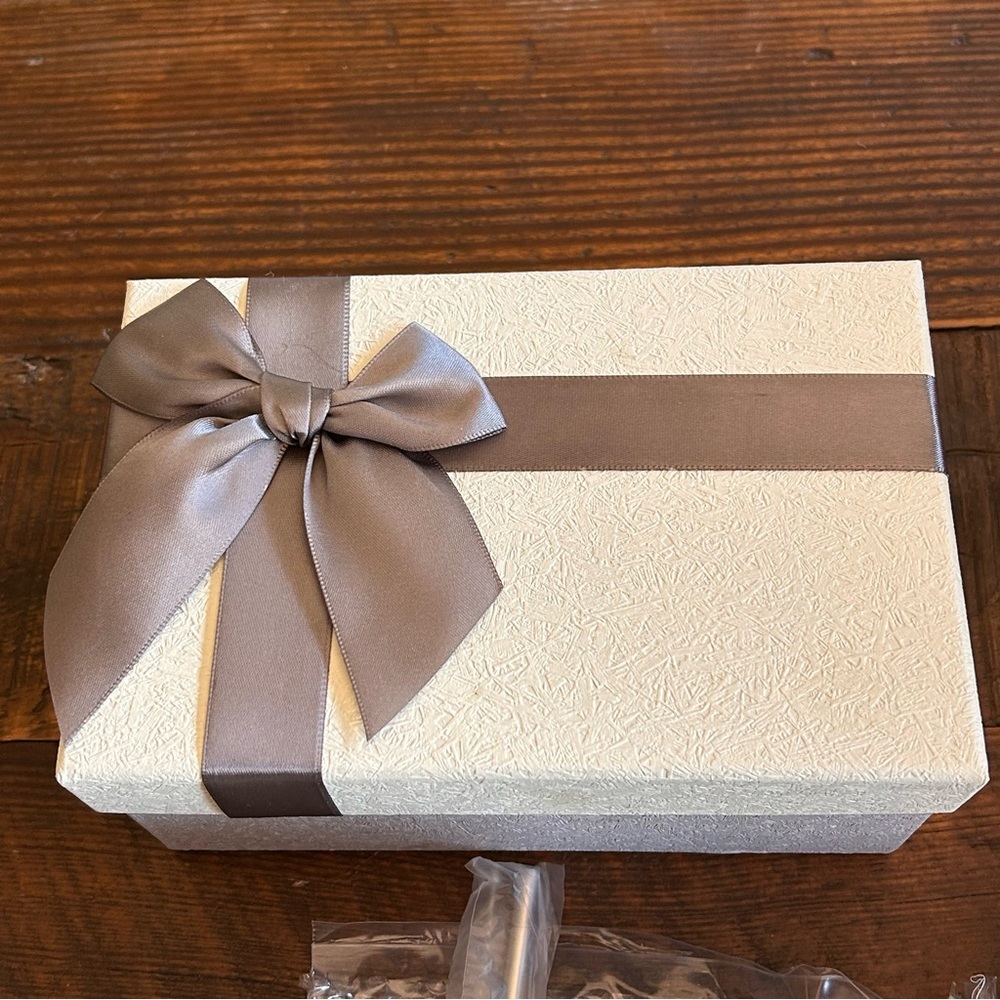 Teacher Gift Set (New in Box) - Picture 7 of 7